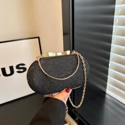 Clutch glitter bag.