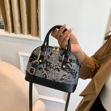 Ladies classic bag